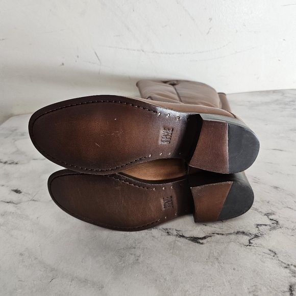 Frye Marissa Medallion Cognac Tall Leather Boots 6 New WIth Box - Picture 5 of 7